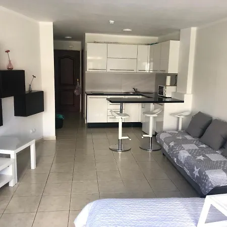 Cristianos Apartment