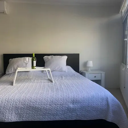 Cristianos Apartament *