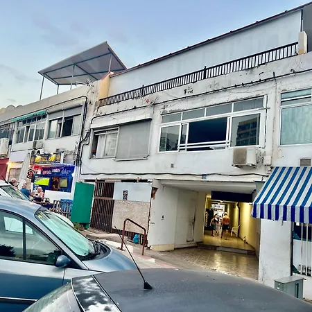 Cristianos Apartament *